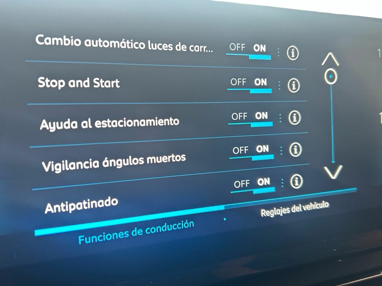 Peugeot 3008 GT Hybrid eDCS6 100 kW (136 CV) - foto 42