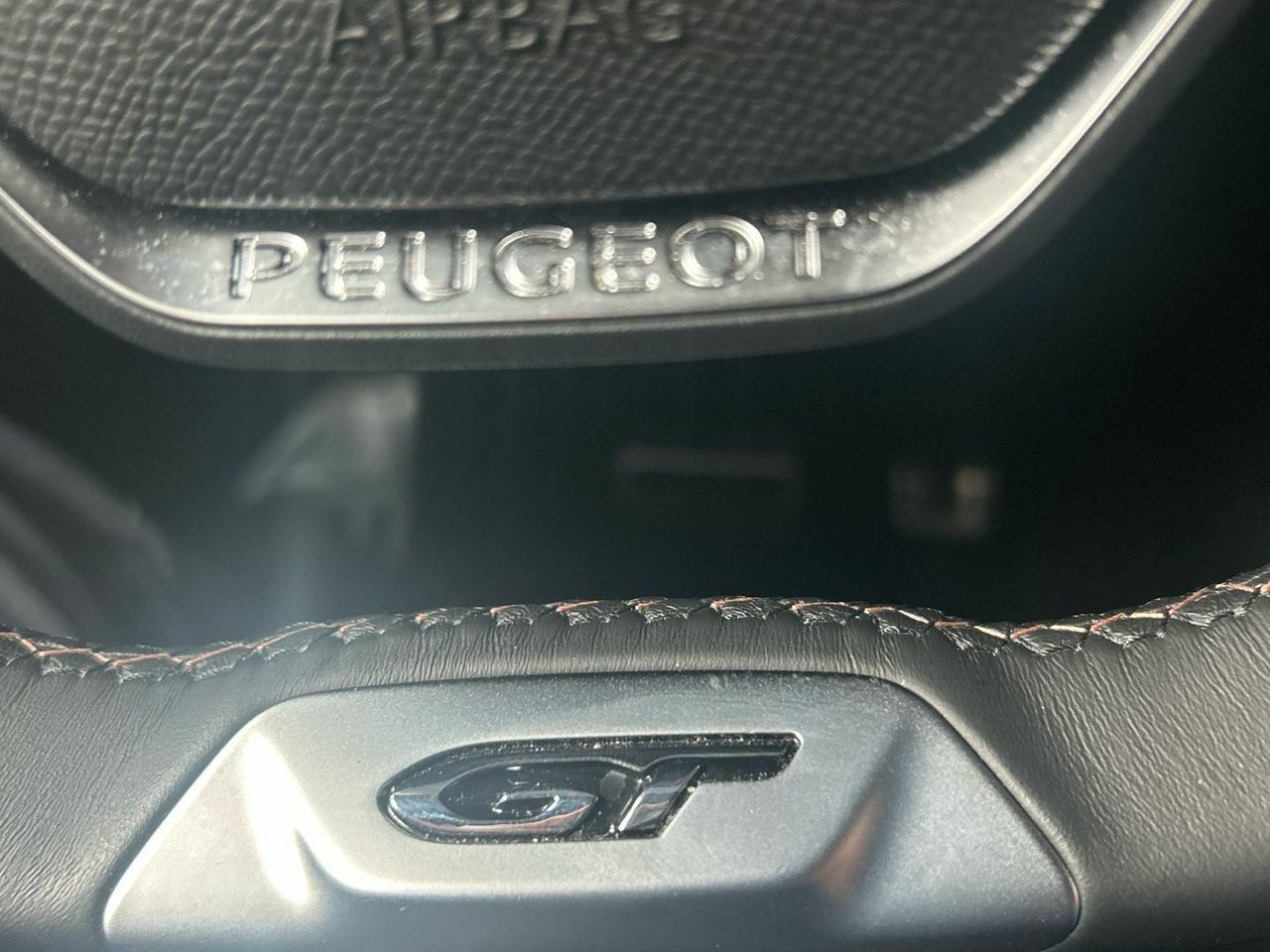 Peugeot 3008 GT Hybrid eDCS6 100 kW (136 CV) - foto 56