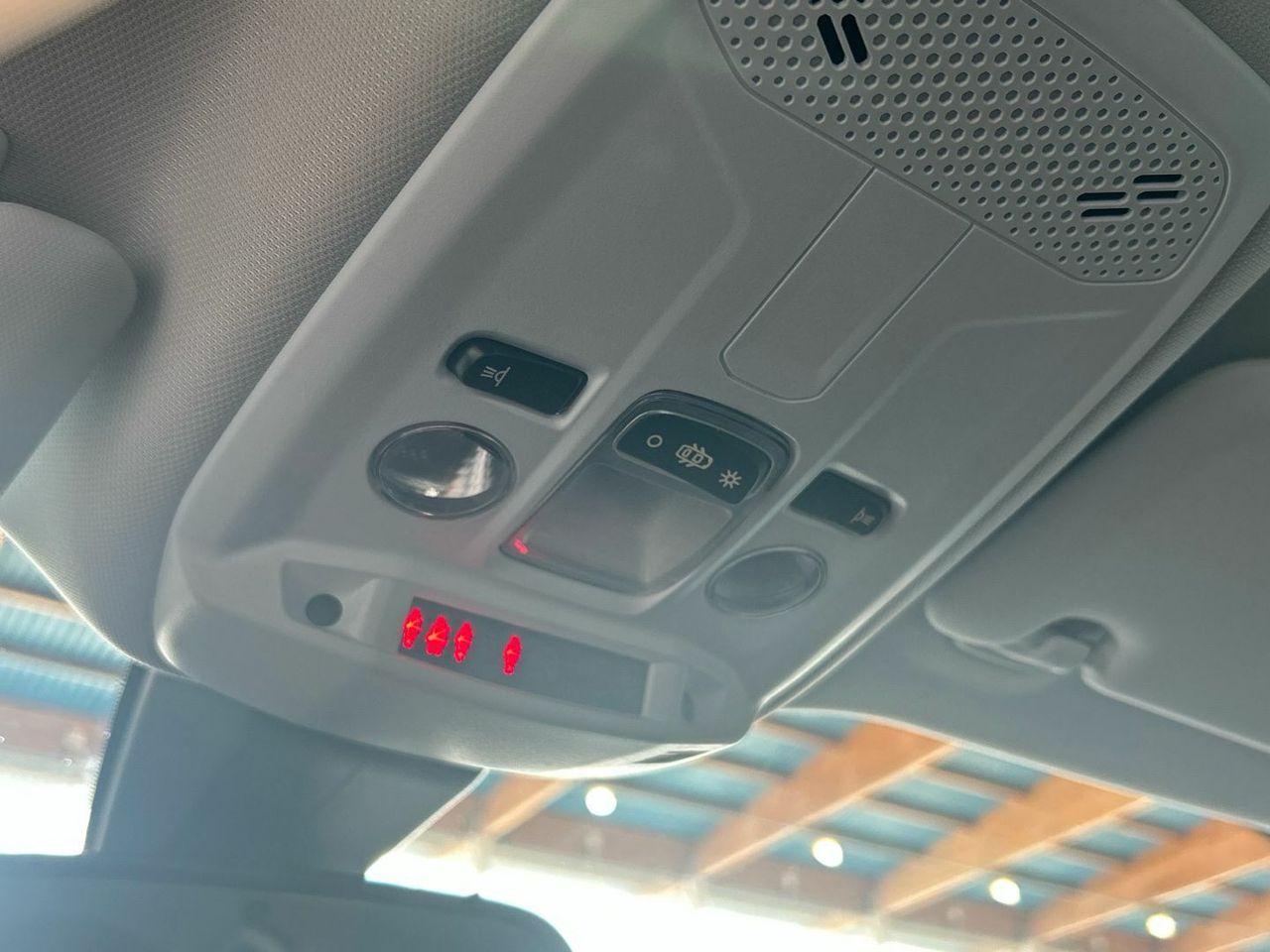 Peugeot 2008 Puretech 100 S&S Active Pack 75 kW (100 CV) - foto 18