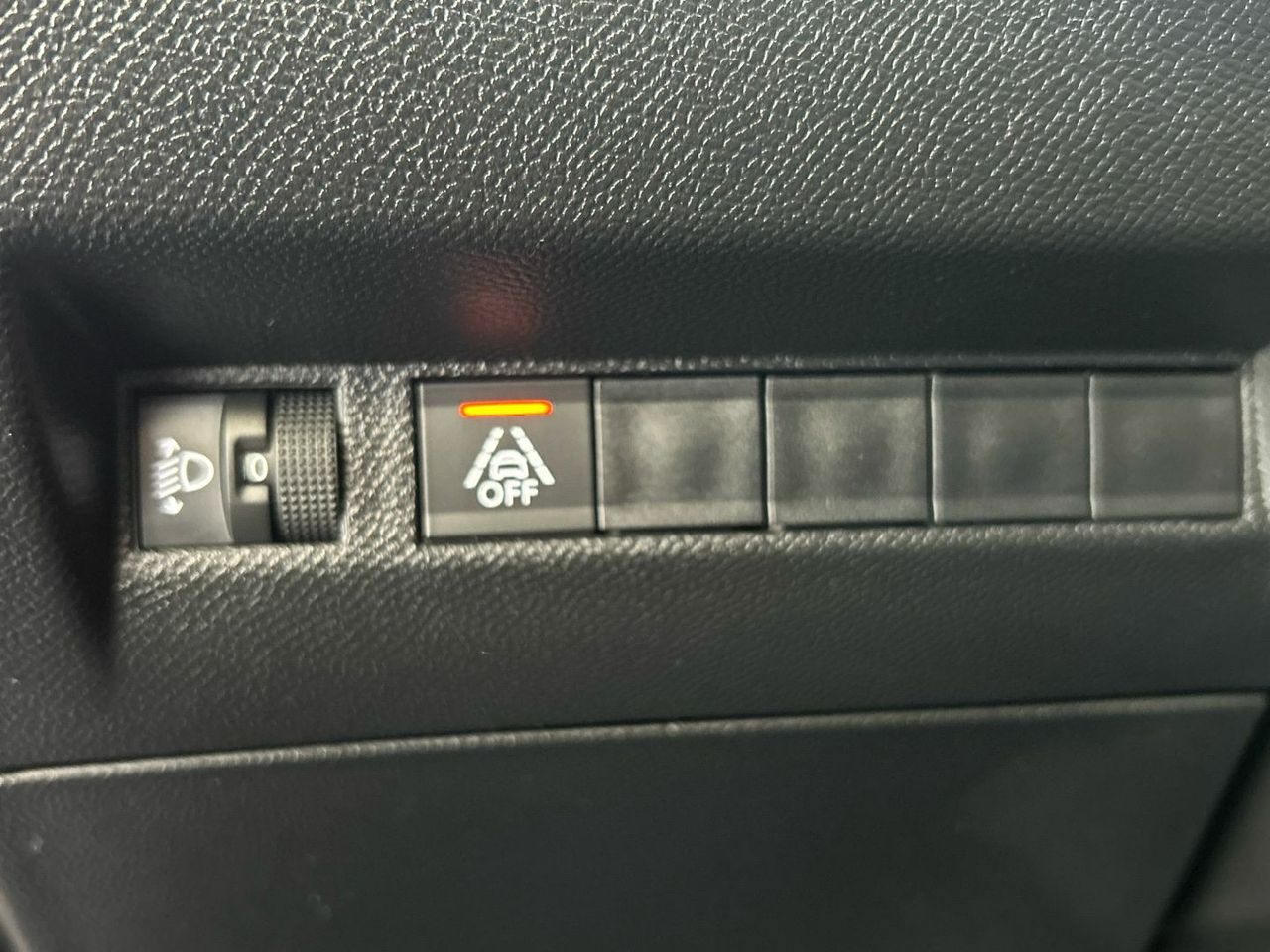 Peugeot 2008 Puretech 100 S&S Active Pack 75 kW (100 CV) - foto 31