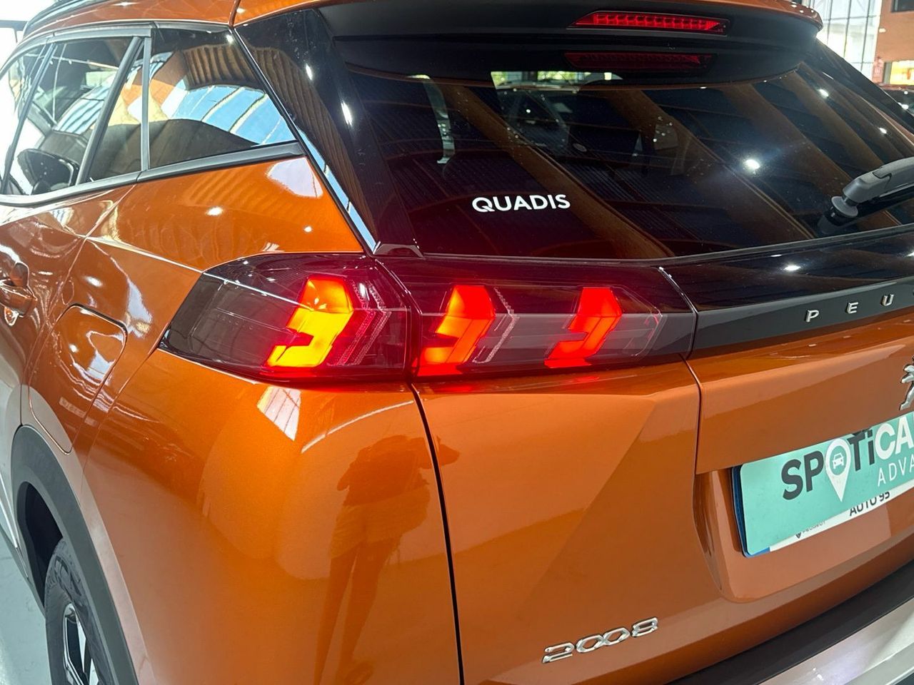 Peugeot 2008 PureTech 130 S&S Allure Pack 96 kW (130 CV) - foto 17