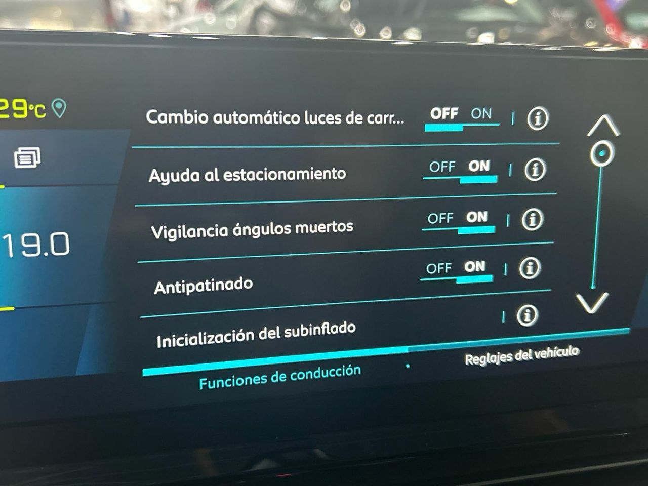 Peugeot 3008 Hybrid 225 Allure Pack e-EAT8 165 kW (225 CV) - foto 51