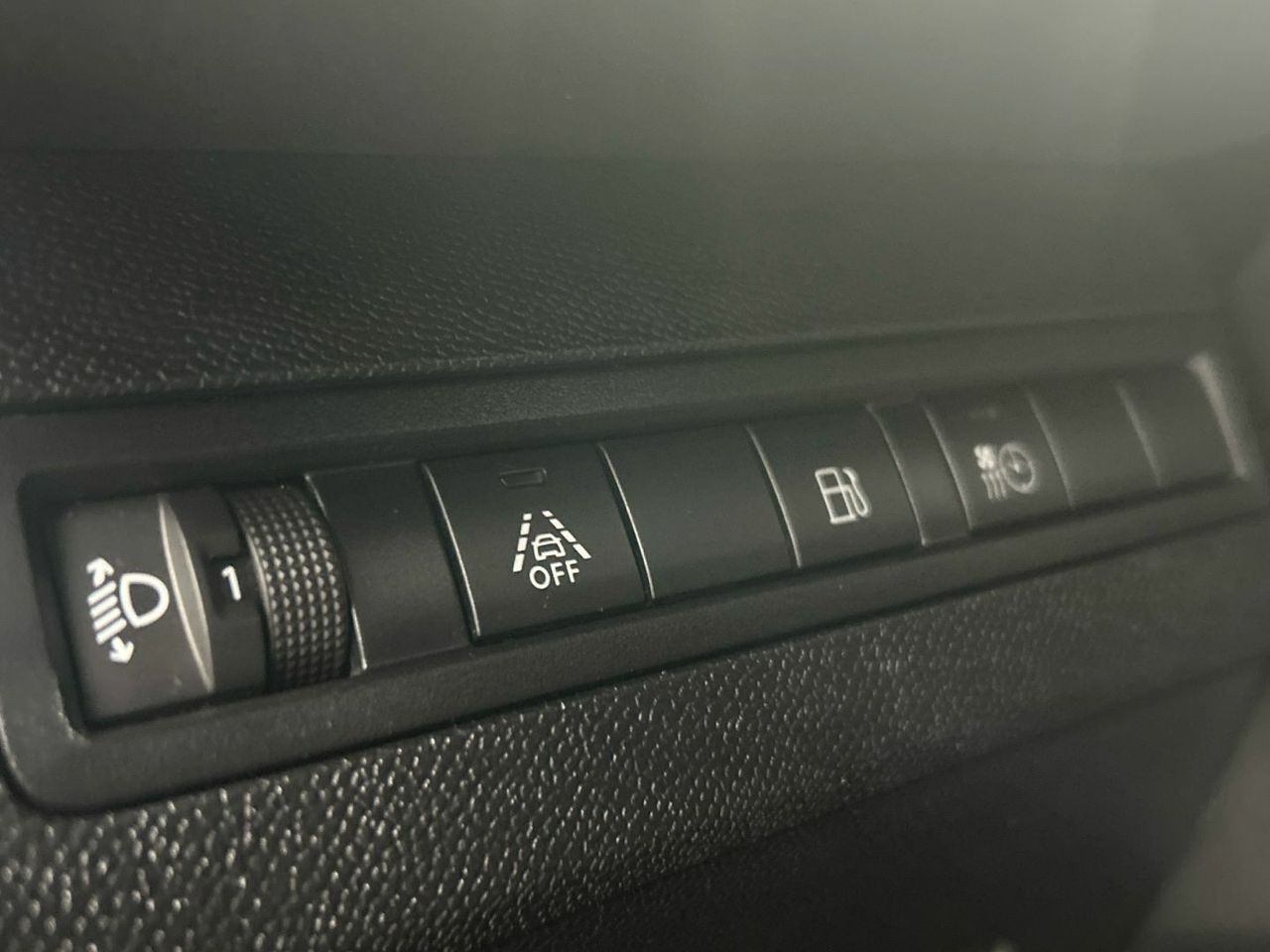 Peugeot 3008 Hybrid 225 Allure Pack e-EAT8 165 kW (225 CV) - foto 34