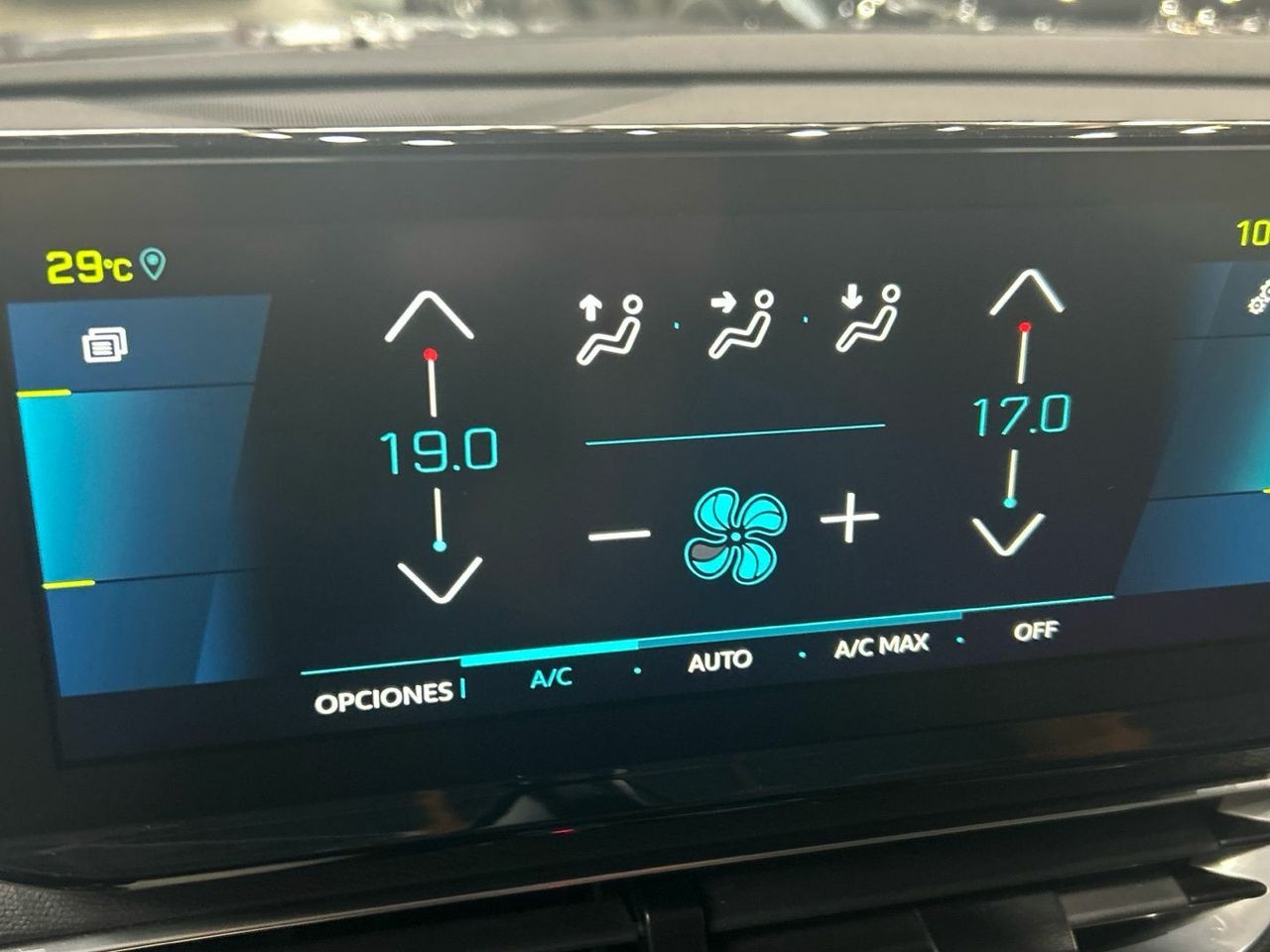 Peugeot 3008 Hybrid 225 Allure Pack e-EAT8 165 kW (225 CV) - foto 49