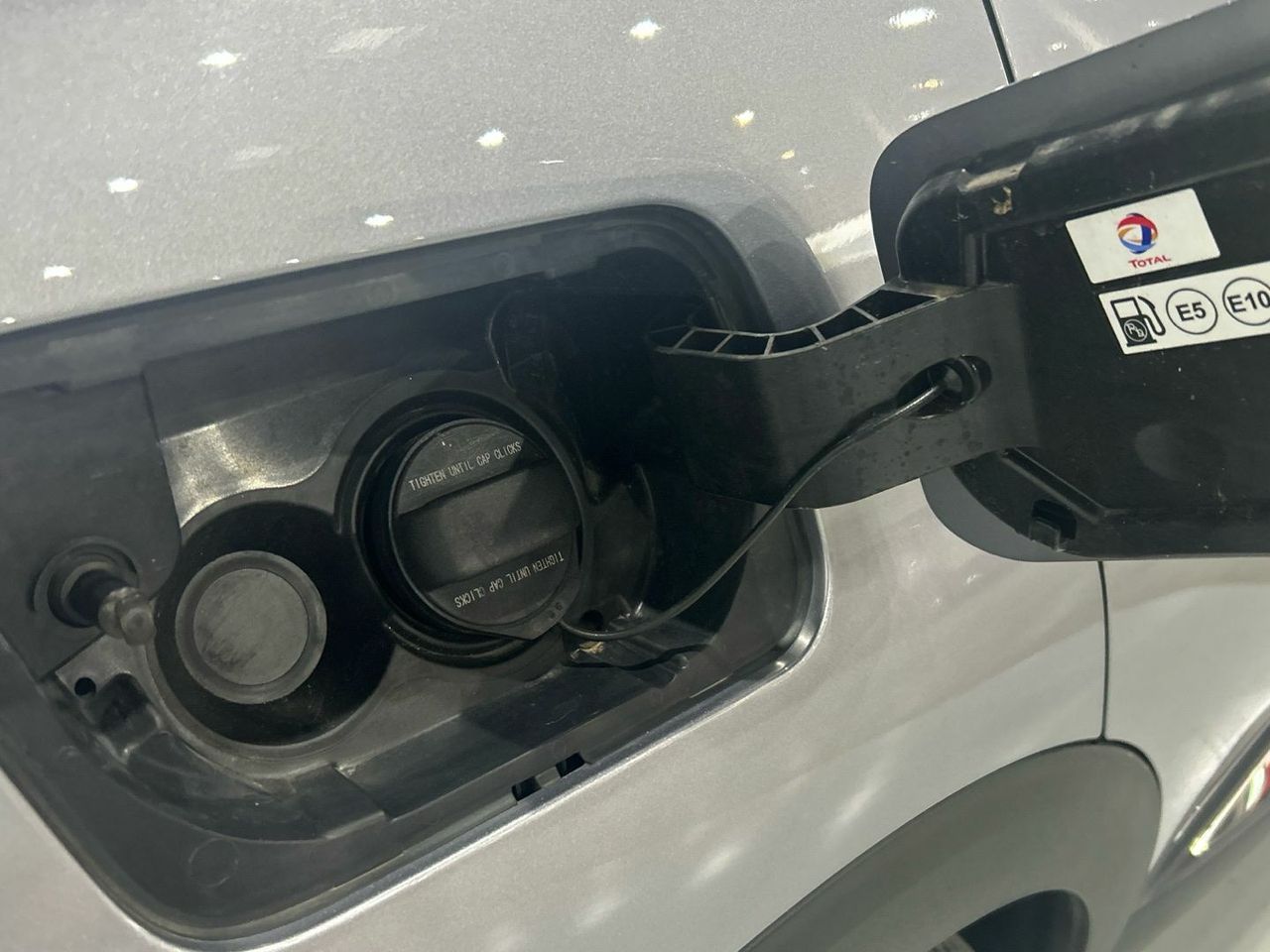 Peugeot 3008 Hybrid 225 Allure Pack e-EAT8 165 kW (225 CV) - foto 30