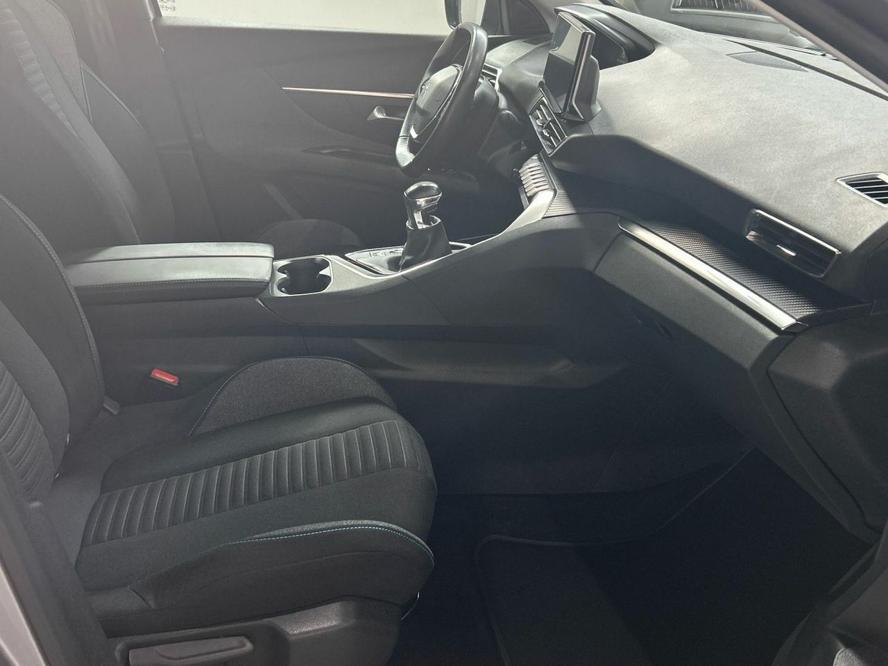 Peugeot 3008 PureTech 130 S&S Style 96 kW (130 CV) - foto 24