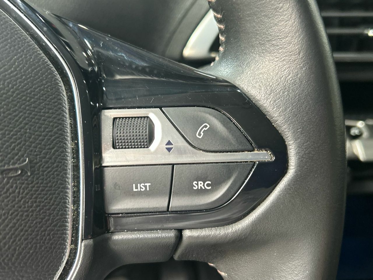 Peugeot 3008 PureTech 130 S&S Style 96 kW (130 CV) - foto 32