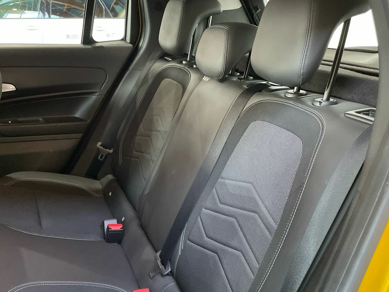 Jeep Avenger 1.2 G Altitude 74 kW (100 CV) - foto 12