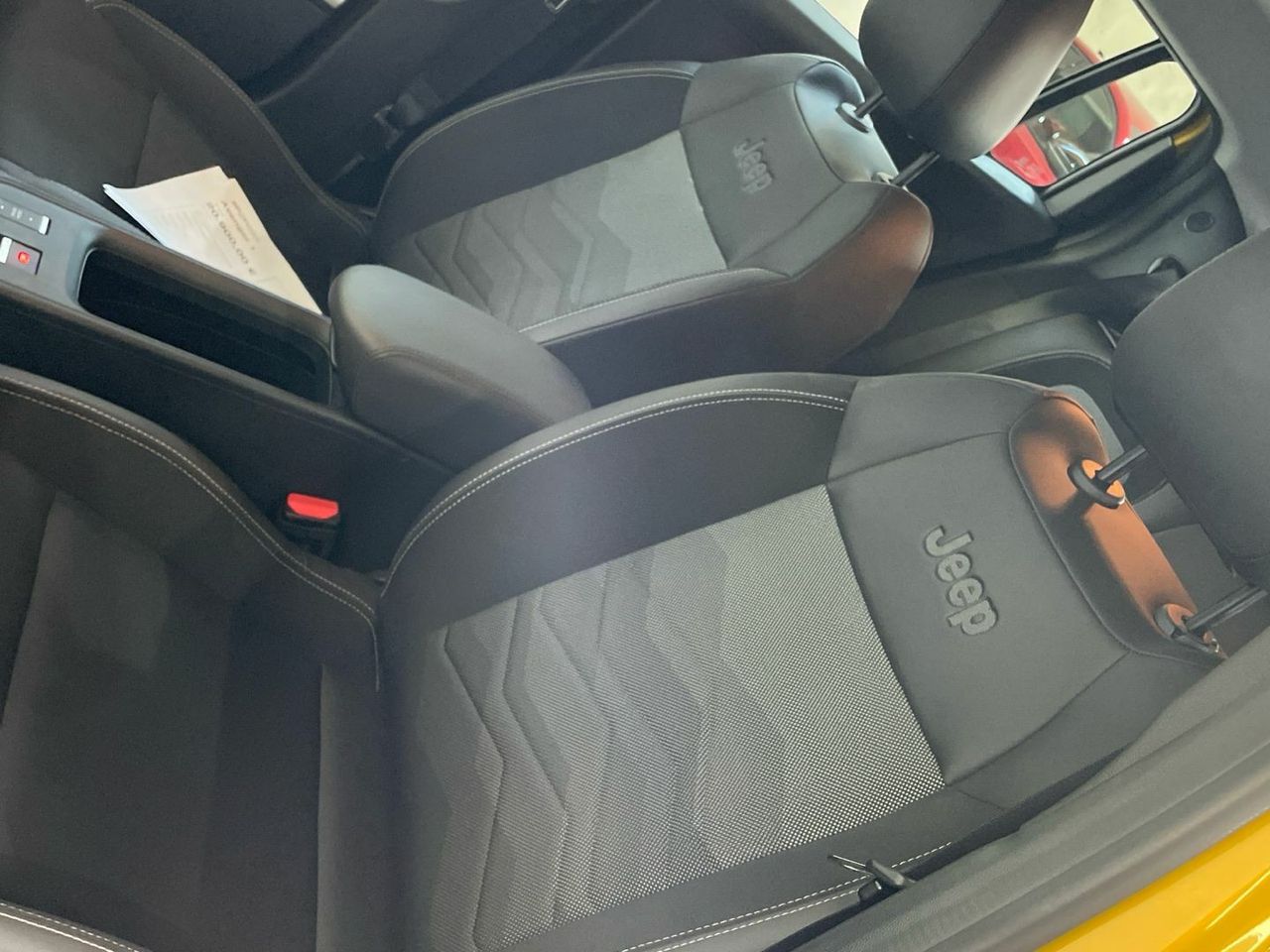 Jeep Avenger 1.2 G Altitude 74 kW (100 CV) - foto 37