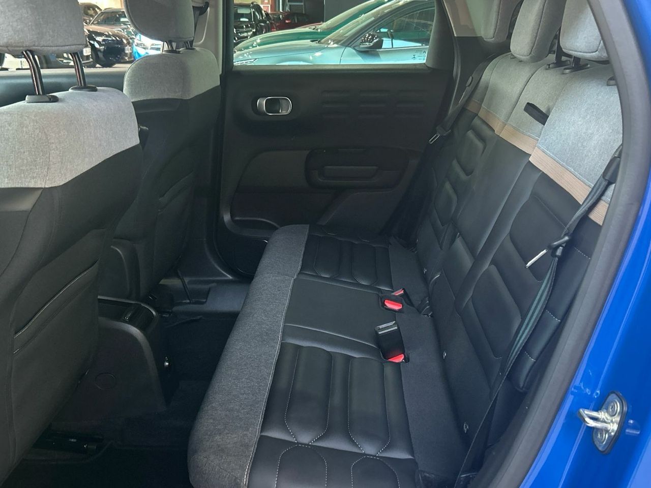 Citroën C3 Aircross BlueHDi 110 Shine Pack 81 kW (110 CV) - foto 12