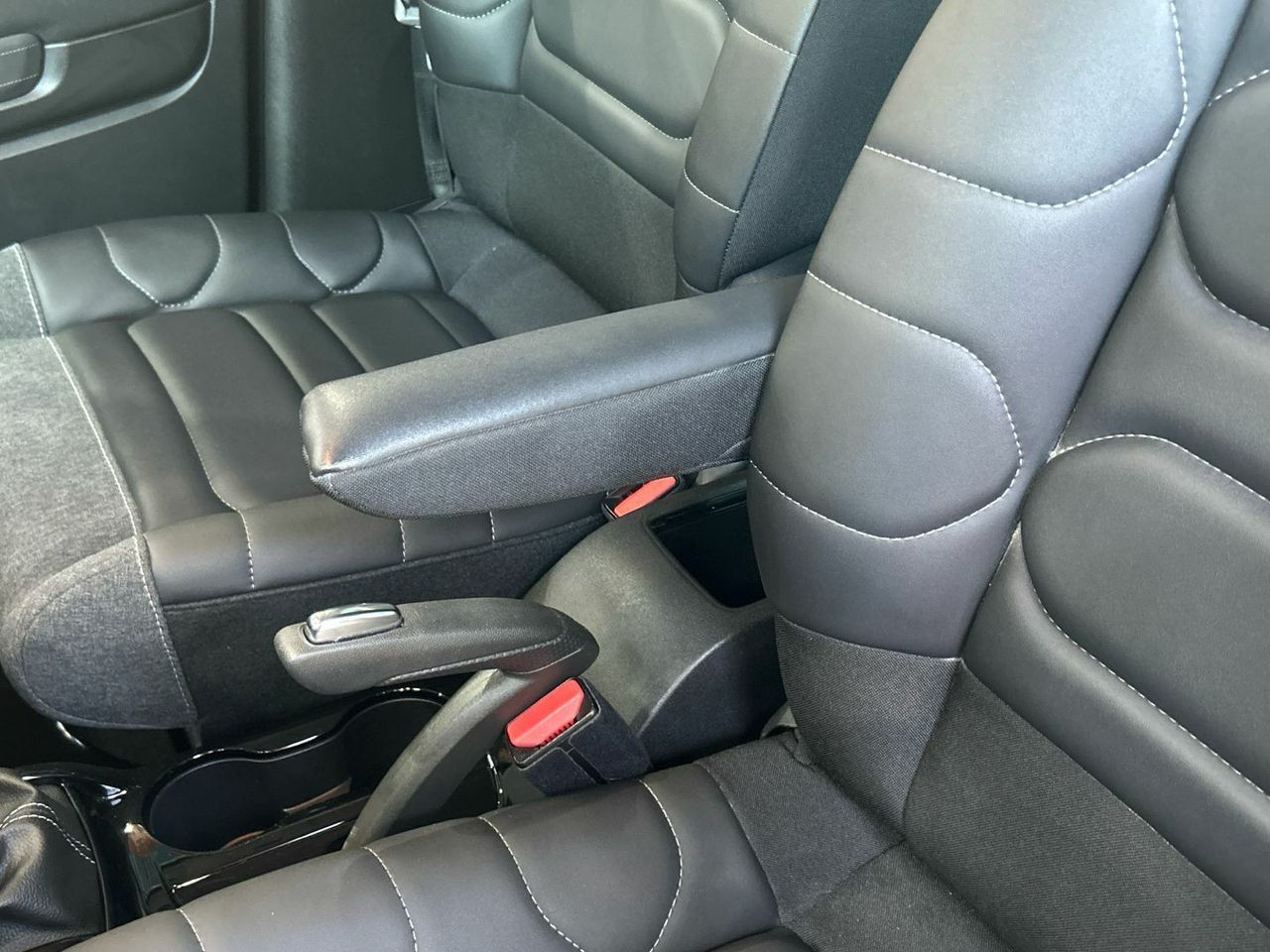 Citroën C3 Aircross BlueHDi 110 Shine Pack 81 kW (110 CV) - foto 39