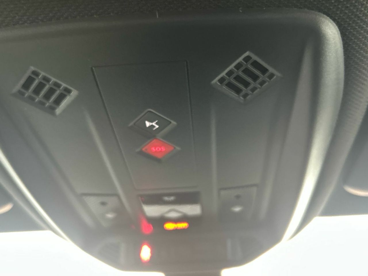 DS DS 3 BlueHDi 130 Performance Line Auto 96 kW (131 CV) - foto 18