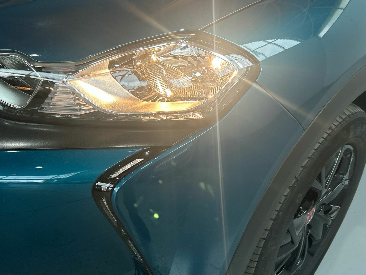 DS DS 3 BlueHDi 130 Performance Line Auto 96 kW (131 CV) - foto 16