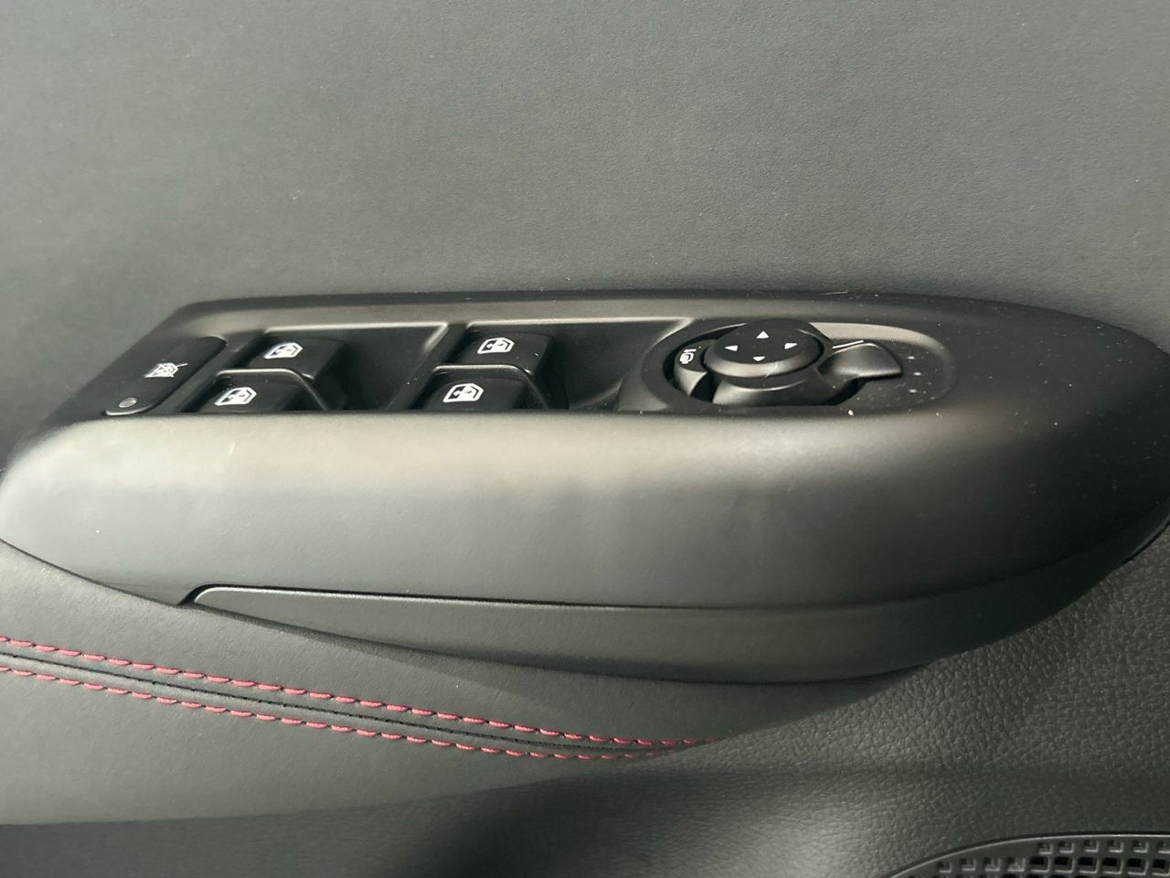 Alfa Romeo Tonale 1.3 Multi-air PHEV Veloce Q4 206 kW (280 C - foto 19