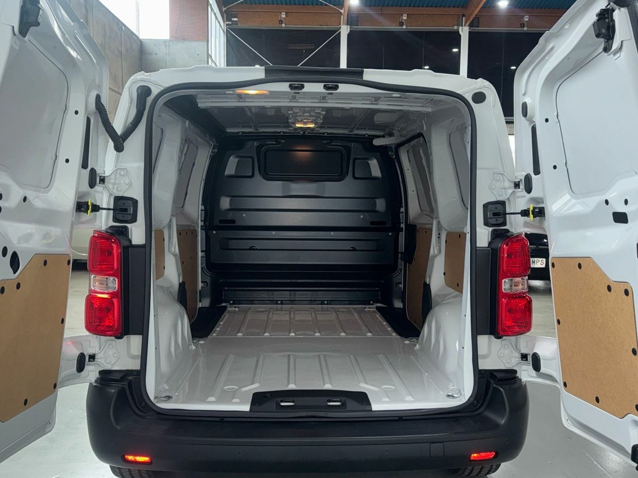 Citroën Jumpy Furgon BlueHDI 120 Talla M 88 kW (120 CV) - foto 6