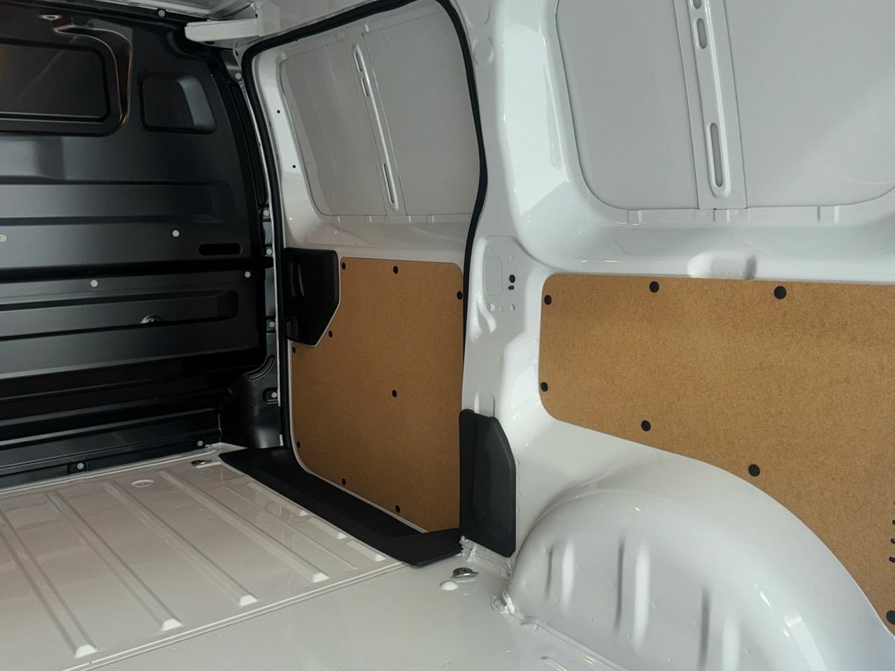 Citroën Jumpy Furgon BlueHDI 120 S&S Talla M 88 kW (120 CV) - foto 24