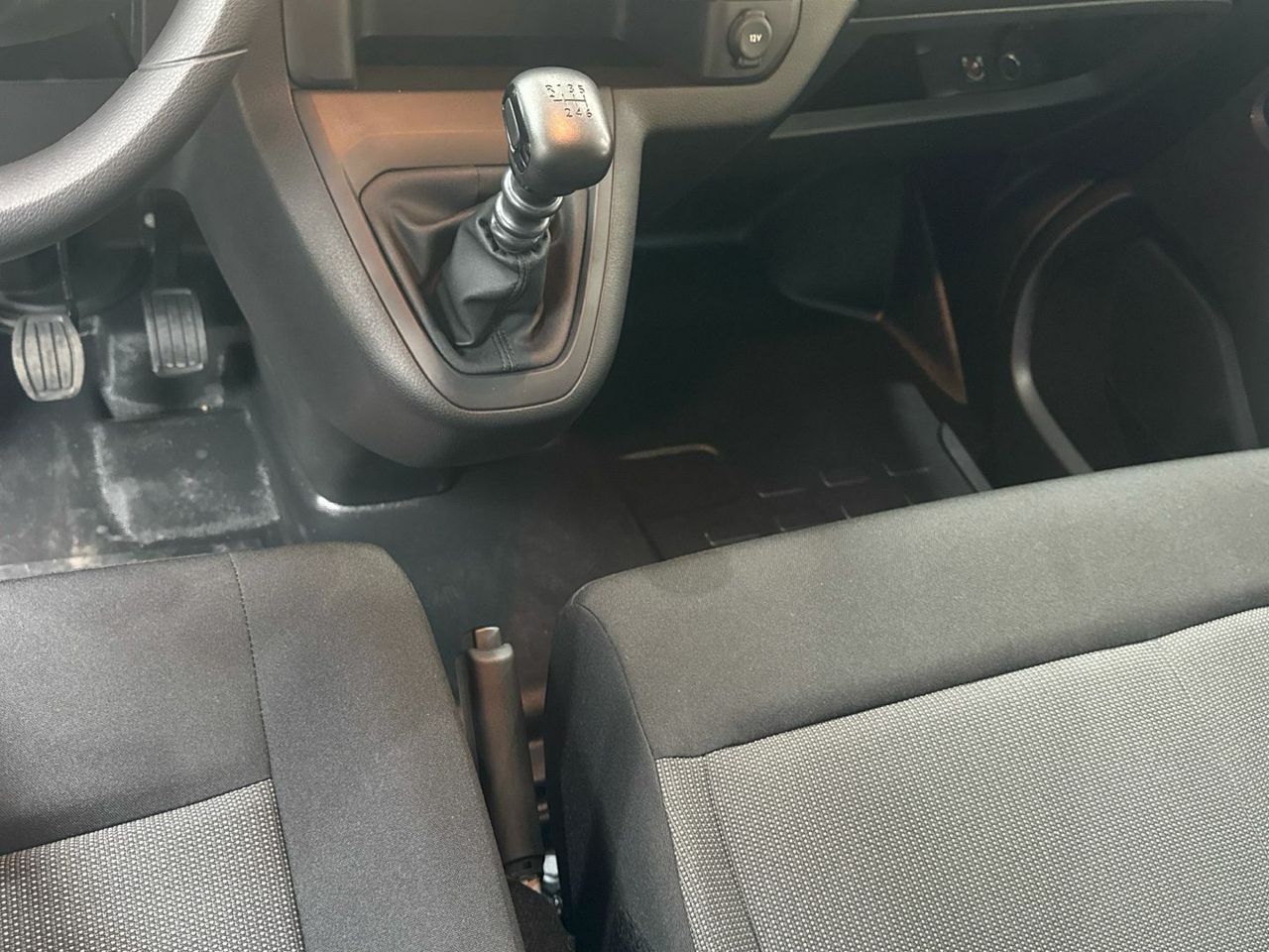 Citroën Jumpy Furgon BlueHDI 120 S&S Talla M 88 kW (120 CV) - foto 14