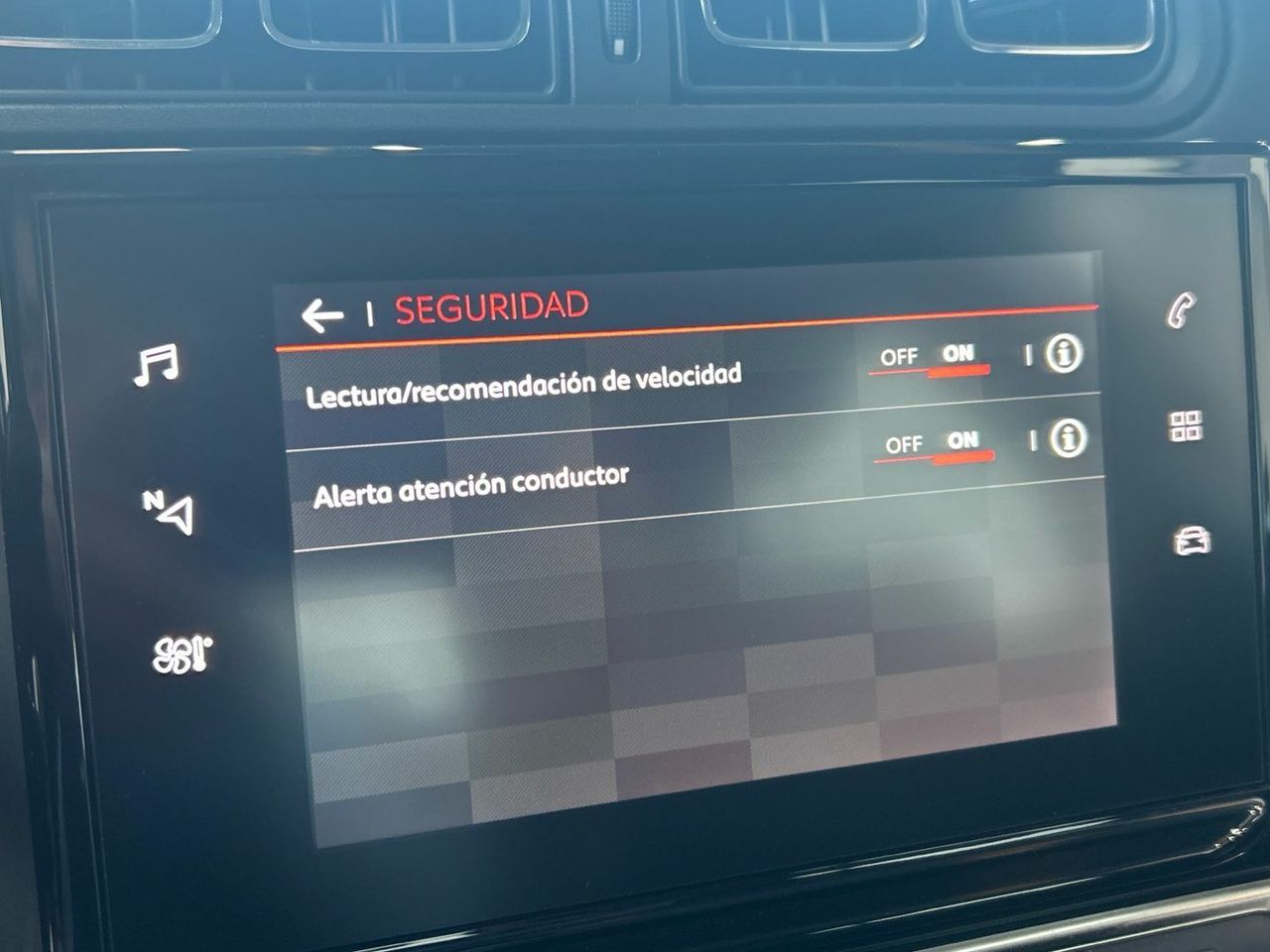 Citroën C3 PureTech 82 C-Series 61 kW (83 CV) - foto 35