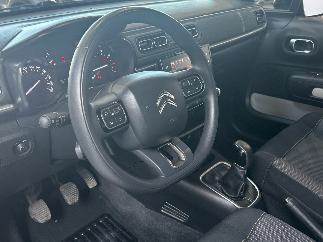 Citroën C3 PureTech 82 C-Series 61 kW (83 CV) - foto 21