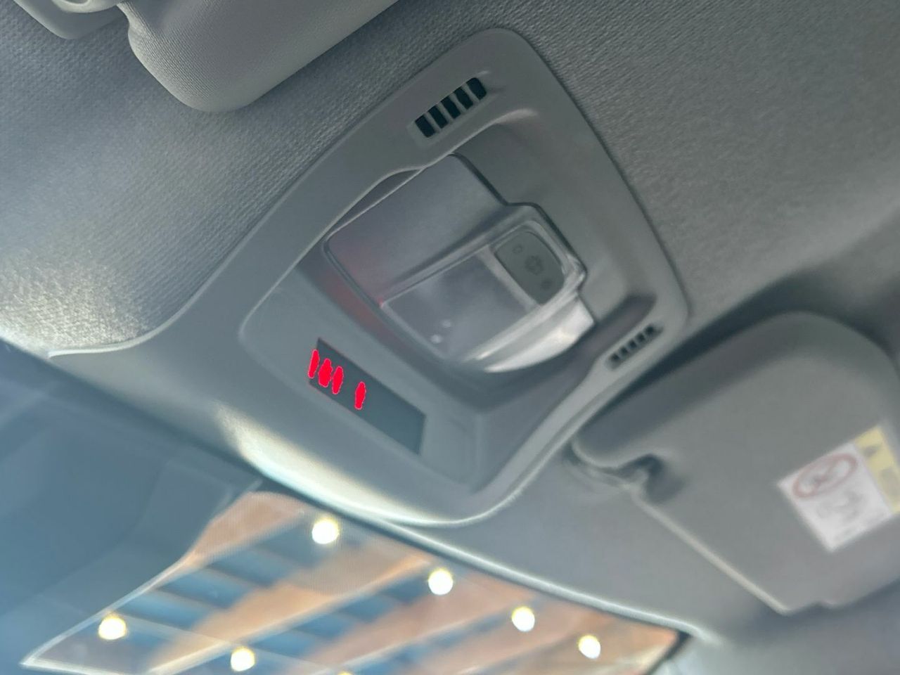 Citroën C3 PureTech 82 C-Series 61 kW (83 CV) - foto 18