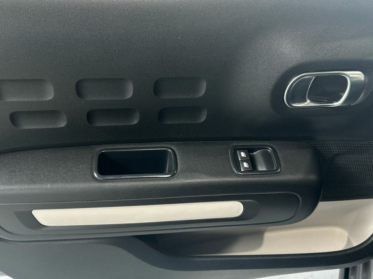 Citroën C3 PureTech 82 C-Series 61 kW (83 CV) - foto 19