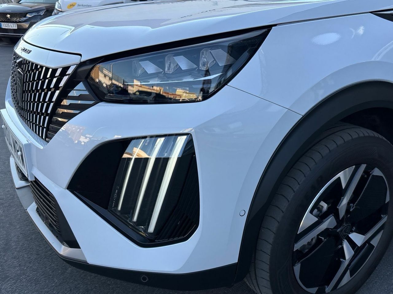 Peugeot 2008 PureTech 130 S&S GT EAT8 96 kW (130 CV) - foto 16