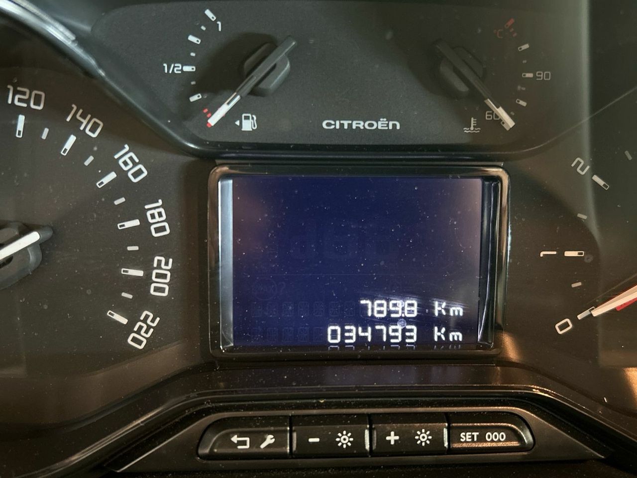 Citroën C3 Aircross BlueHDi 110 S&S Feel 81 kW (110 CV) - foto 10