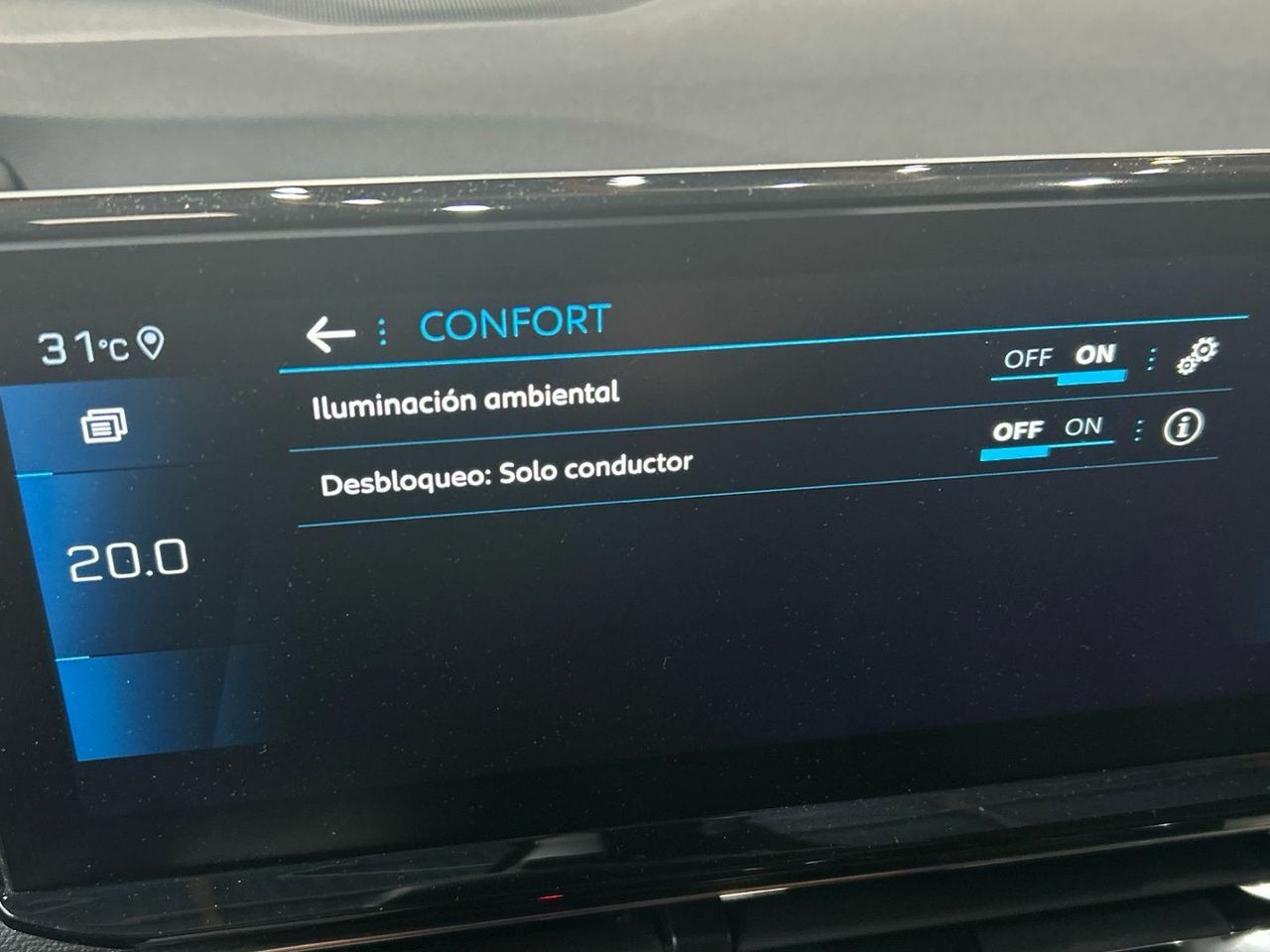 Peugeot 3008 PureTech 130 S&S Allure Pack 96 kW (130 CV) - foto 39