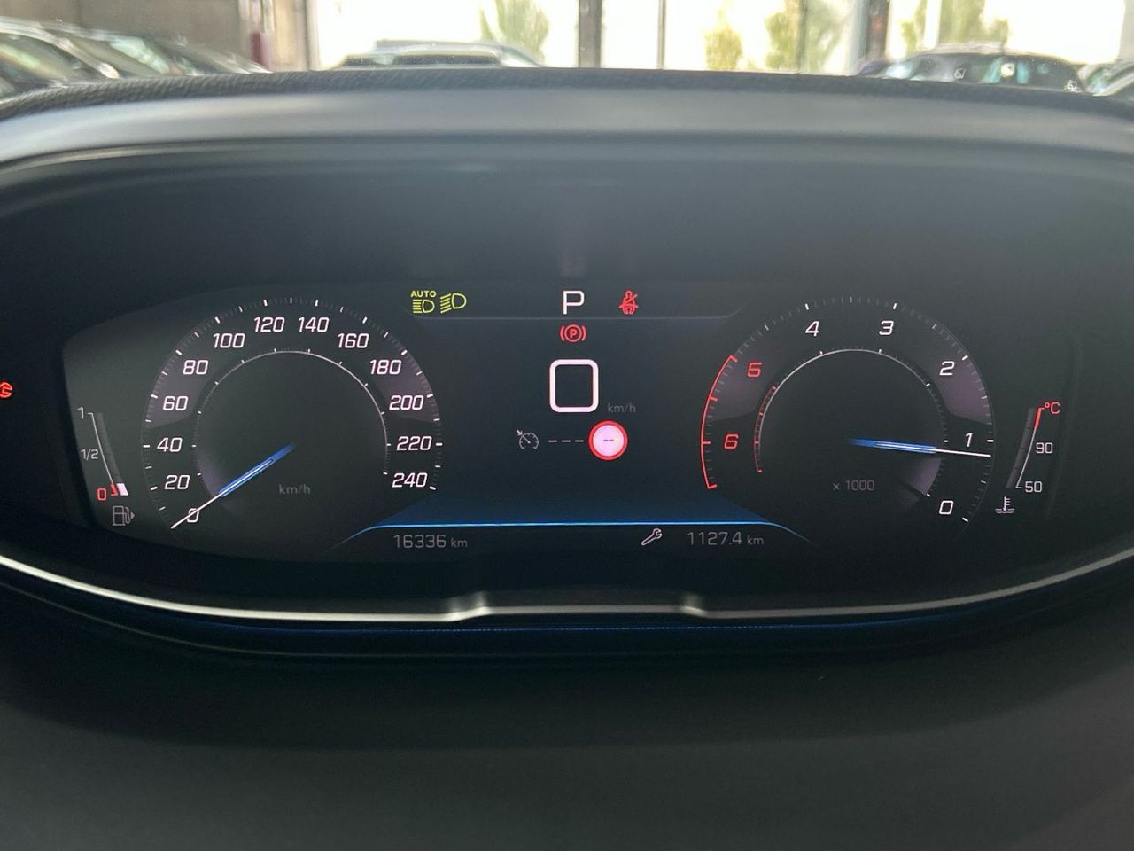 Peugeot 3008 BlueHDi 130 S&S Allure Pack EAT8 96 kW (130 CV) - foto 10