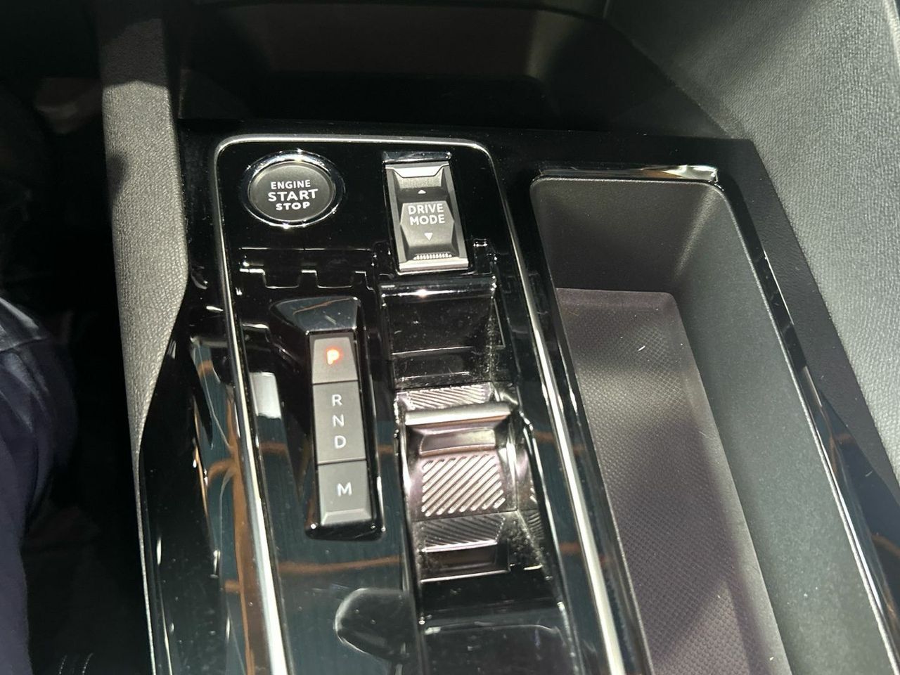 Peugeot 3008 BlueHDi 130 S&S Allure Pack EAT8 96 kW (130 CV) - foto 27