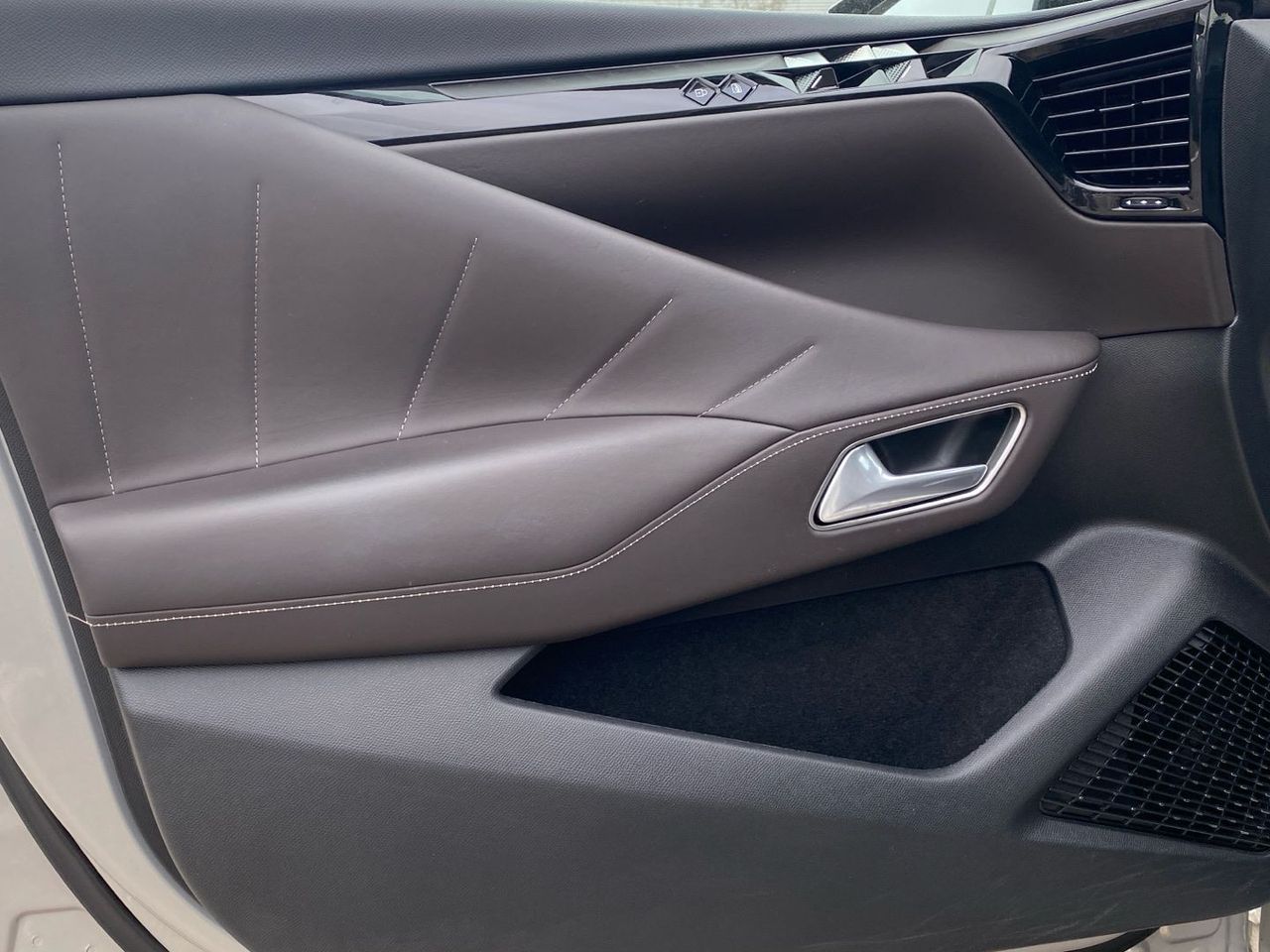 DS DS 4 E-TENSE 225 La Premiere 165 kW (225 CV) - foto 19