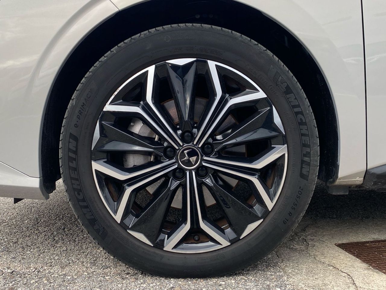 DS DS 4 E-TENSE 225 La Premiere 165 kW (225 CV) - foto 13