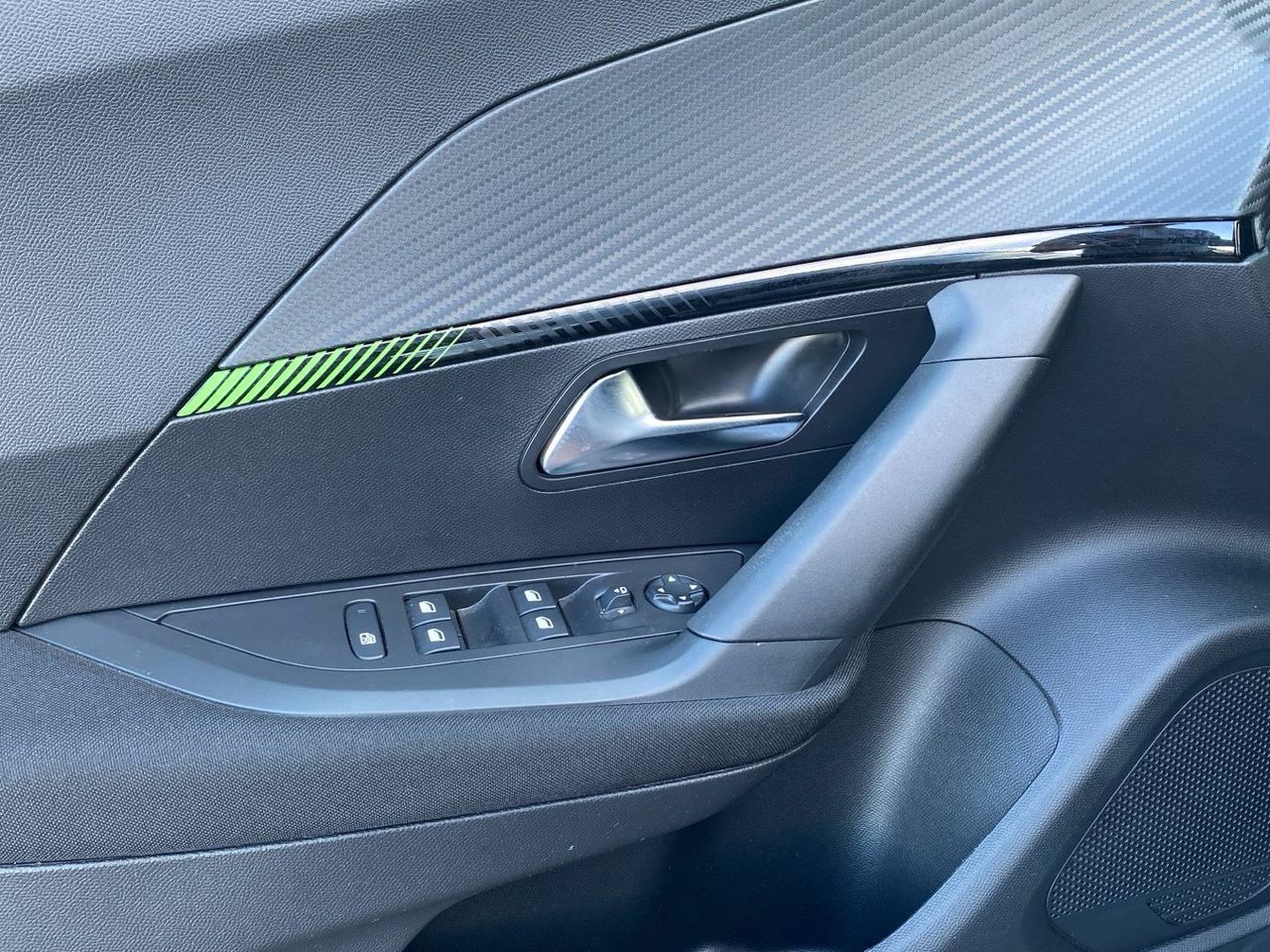 Peugeot 2008 PureTech 100 S&S Active 75 kW (100 CV) - foto 19