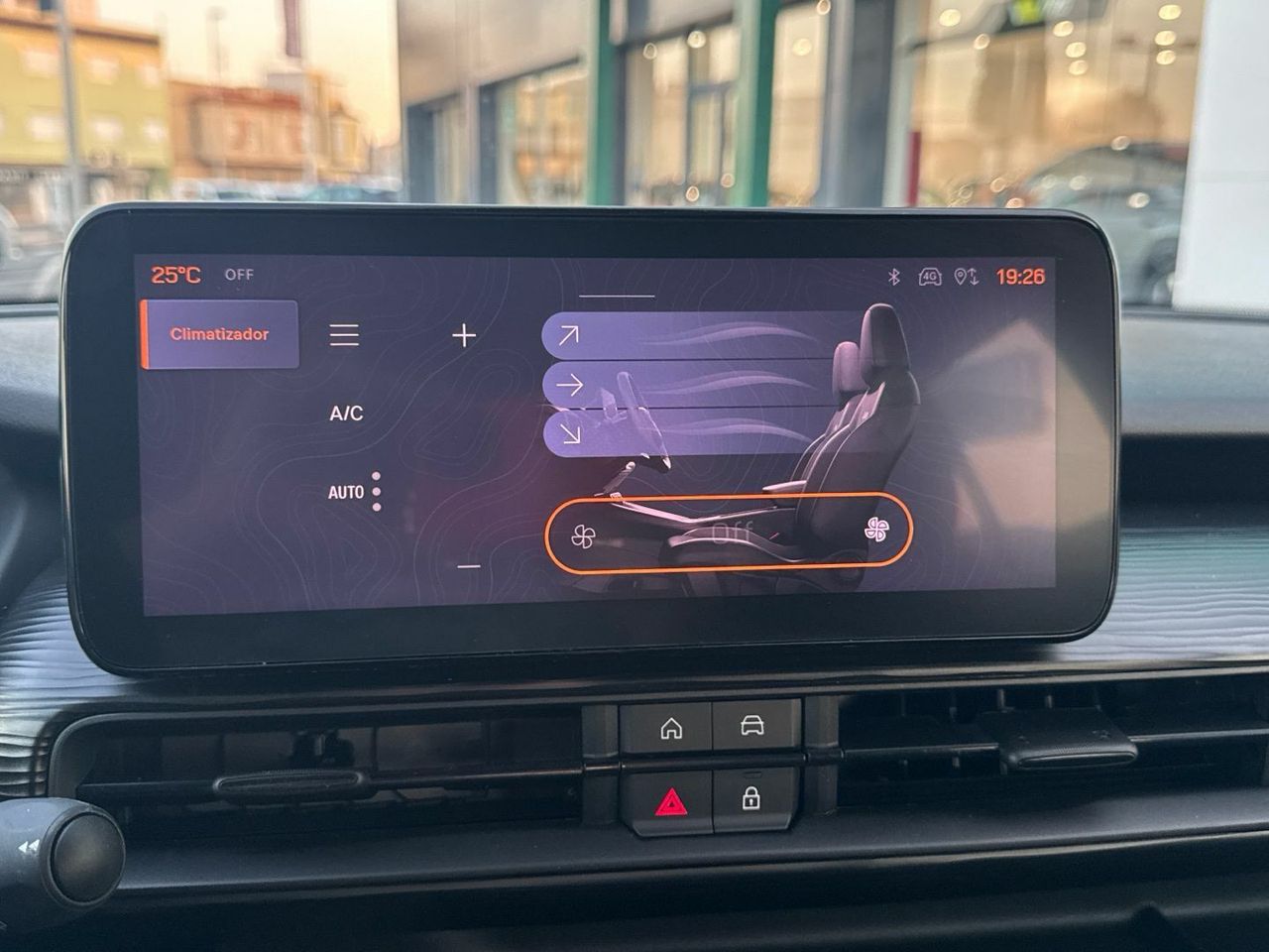 Jeep Avenger 1.2 G Altitude 74 kW (100 CV) - foto 25