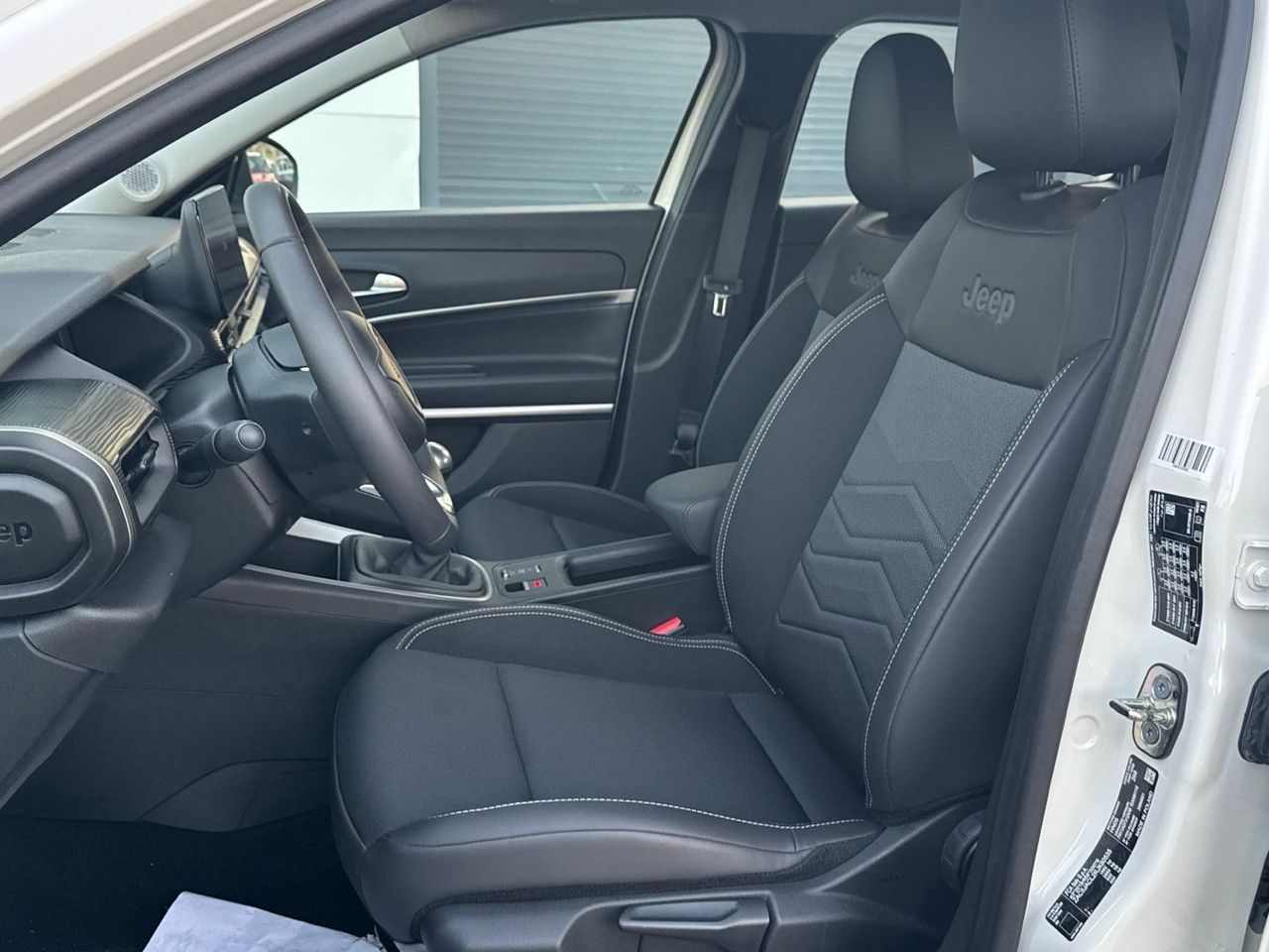 Jeep Avenger 1.2 G Altitude 74 kW (100 CV) - foto 11