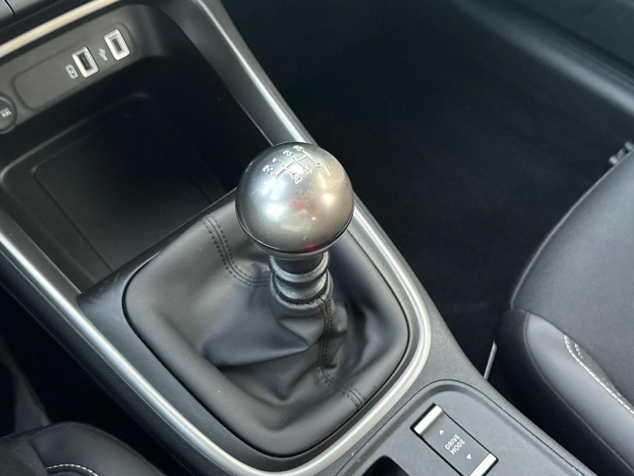 Jeep Avenger 1.2 G Altitude 74 kW (100 CV) - foto 31