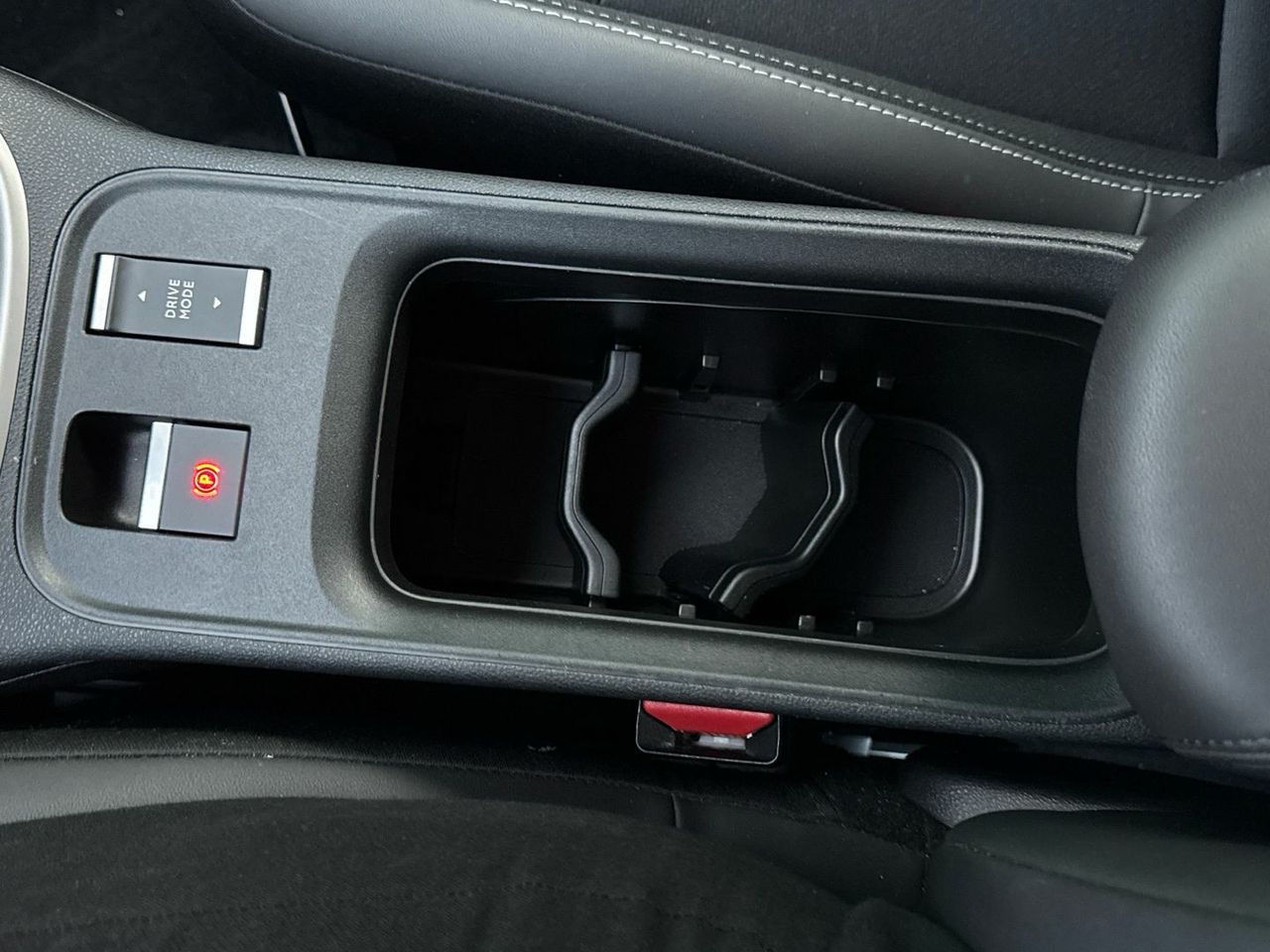 Jeep Avenger 1.2 G Altitude 74 kW (100 CV) - foto 33