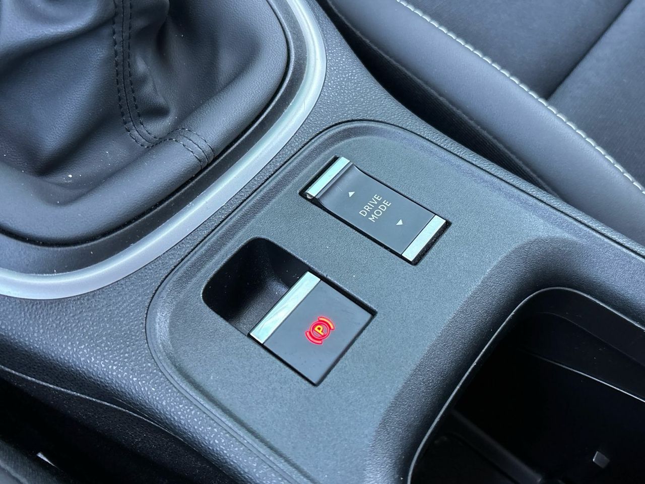 Jeep Avenger 1.2 G Altitude 74 kW (100 CV) - foto 26