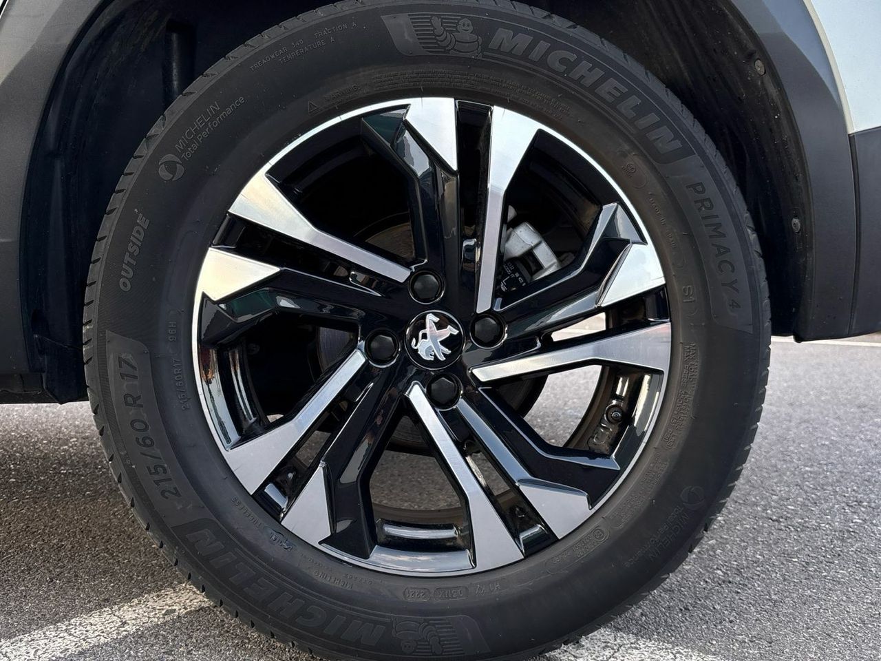 Peugeot 2008 PureTech 130 S&S GT EAT8 96 kW (130 CV) - foto 13