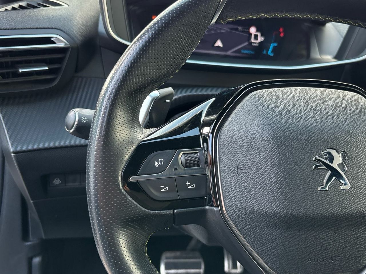 Peugeot 2008 PureTech 130 S&S GT EAT8 96 kW (130 CV) - foto 20