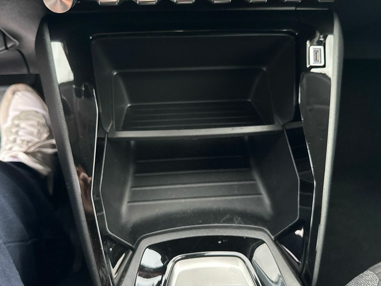 Peugeot 208 Active Hybrid eDCS6 75 kW (100 CV) - foto 28