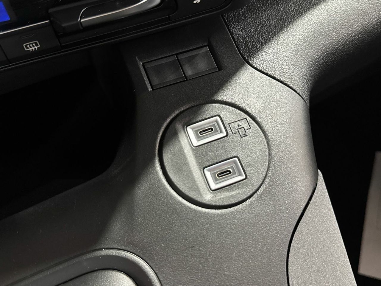 Peugeot Rifter BlueHDi 130 S&S GT Standard Auto 96 kW (130 C - foto 32