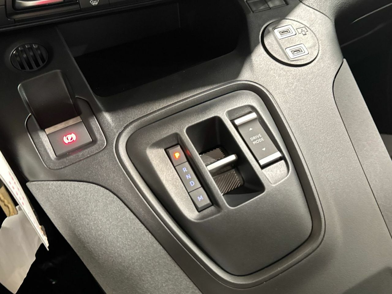 Peugeot Rifter BlueHDi 130 S&S GT Standard Auto 96 kW (130 C - foto 14