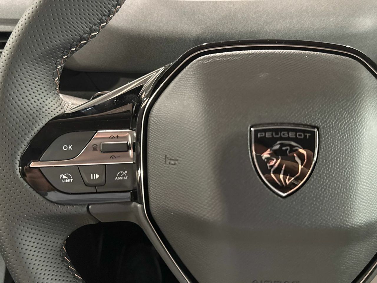 Peugeot Rifter BlueHDi 130 S&S GT Standard Auto 96 kW (130 C - foto 20