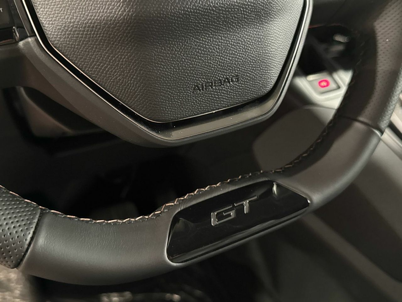 Peugeot Rifter BlueHDi 130 S&S GT Standard Auto 96 kW (130 C - foto 30