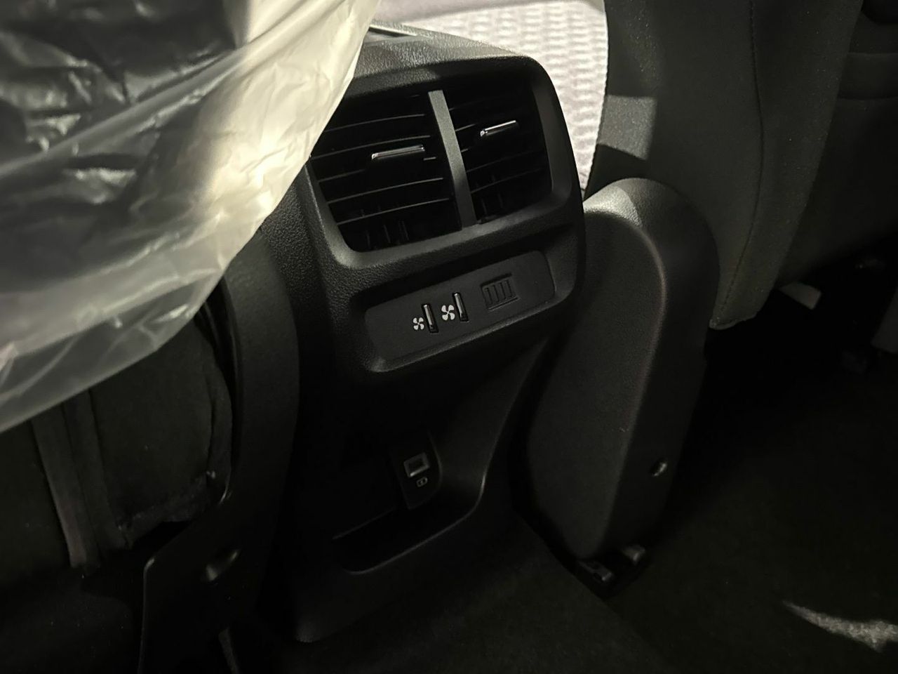 Peugeot Rifter BlueHDi 130 S&S GT Standard Auto 96 kW (130 C - foto 24