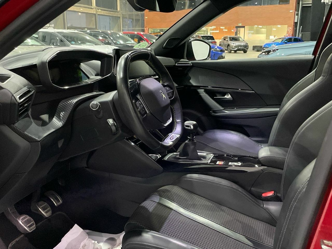 Peugeot 2008 PureTech 130 S&S GT Line 96 kW (130 CV) - foto 11