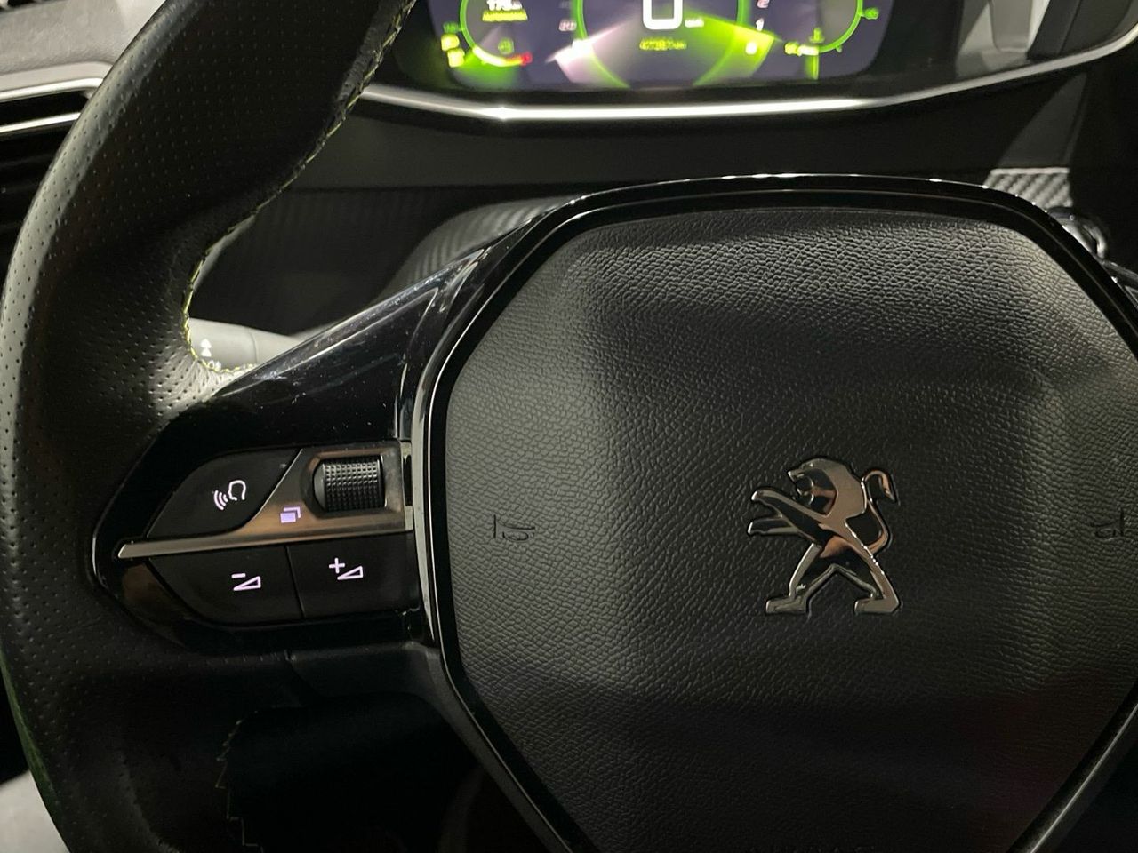 Peugeot 2008 PureTech 130 S&S GT Line 96 kW (130 CV) - foto 20