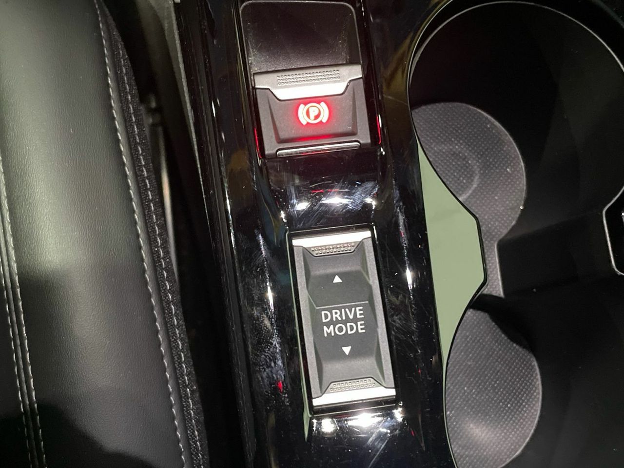 Peugeot 2008 PureTech 130 S&S GT Line 96 kW (130 CV) - foto 40