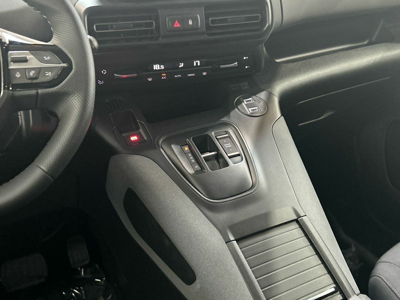 Peugeot Rifter BlueHDi 130 S&S GT Standard Auto 96 kW (130 C - foto 14